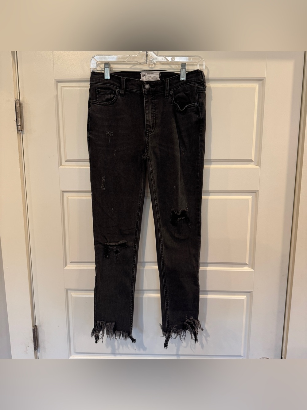 Free People Women’s Jeans Skinny Leg Black Denim Size 26
